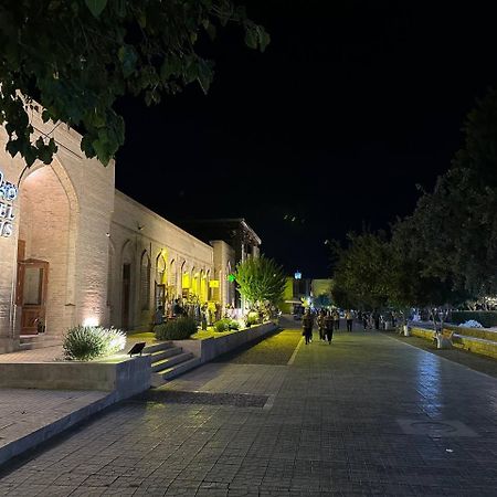 Munis Hotel Buchara Zewnętrze zdjęcie