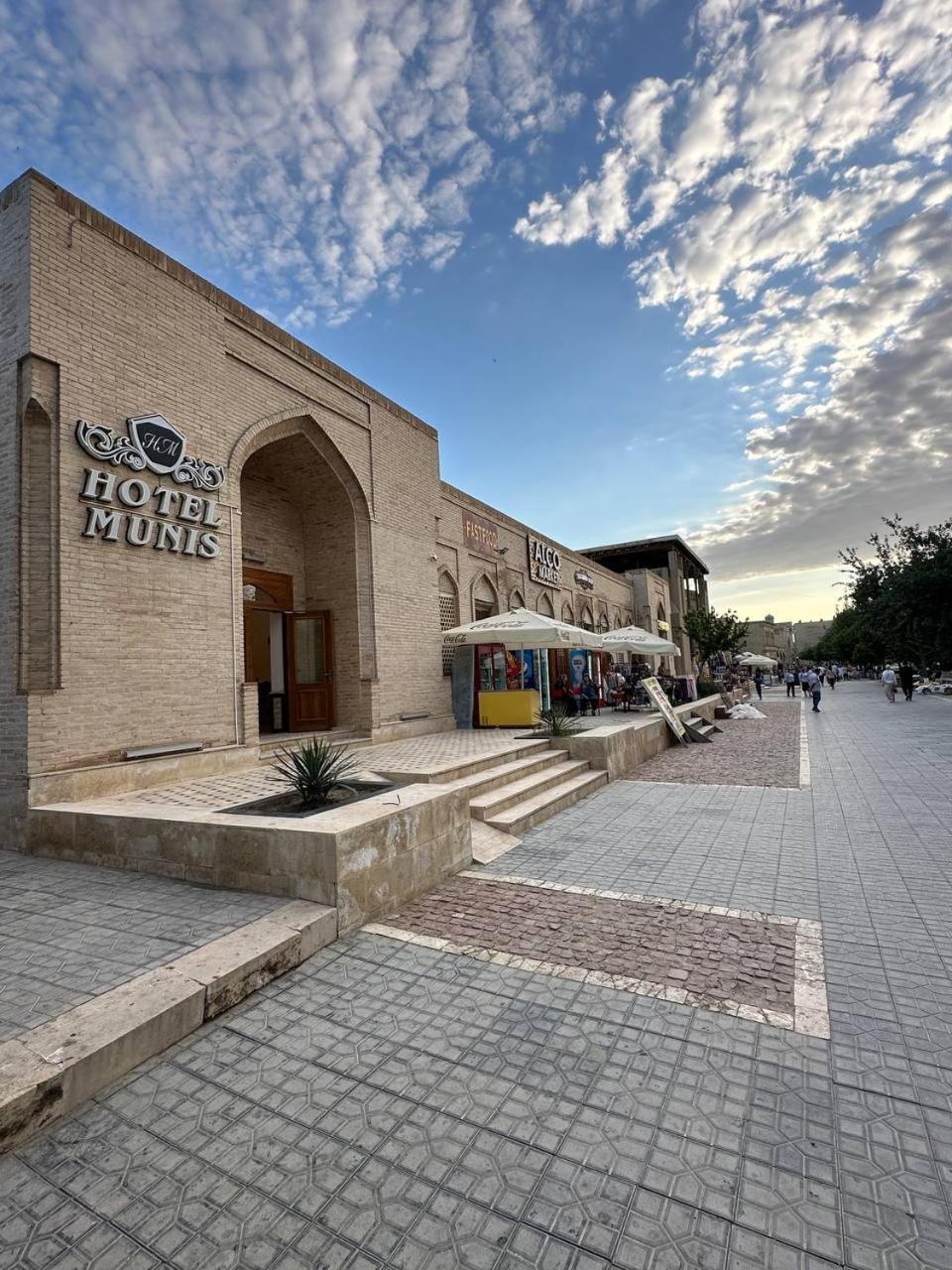 Munis Hotel Buchara Zewnętrze zdjęcie